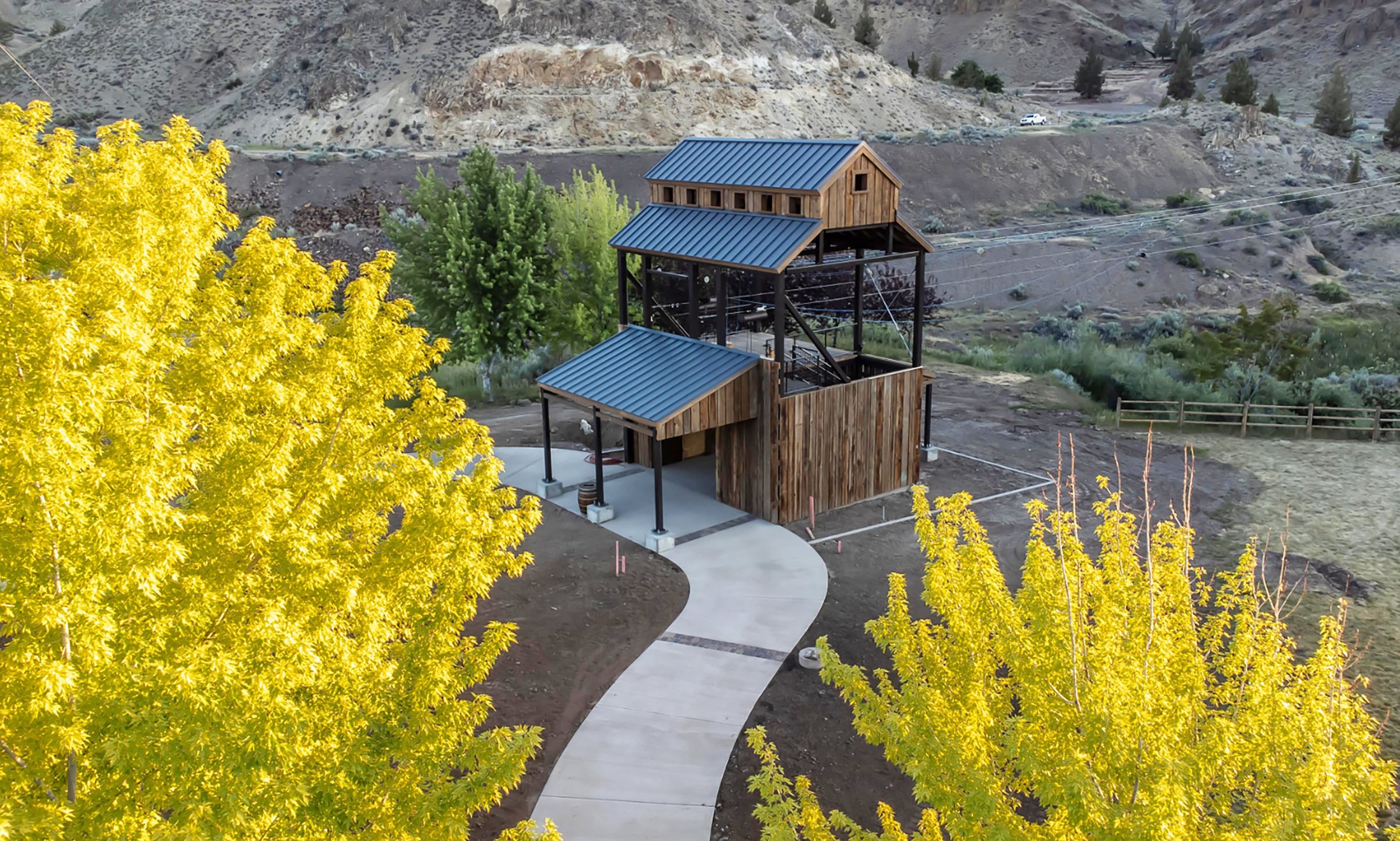 Completed custom steel structure delivered by Bonsai